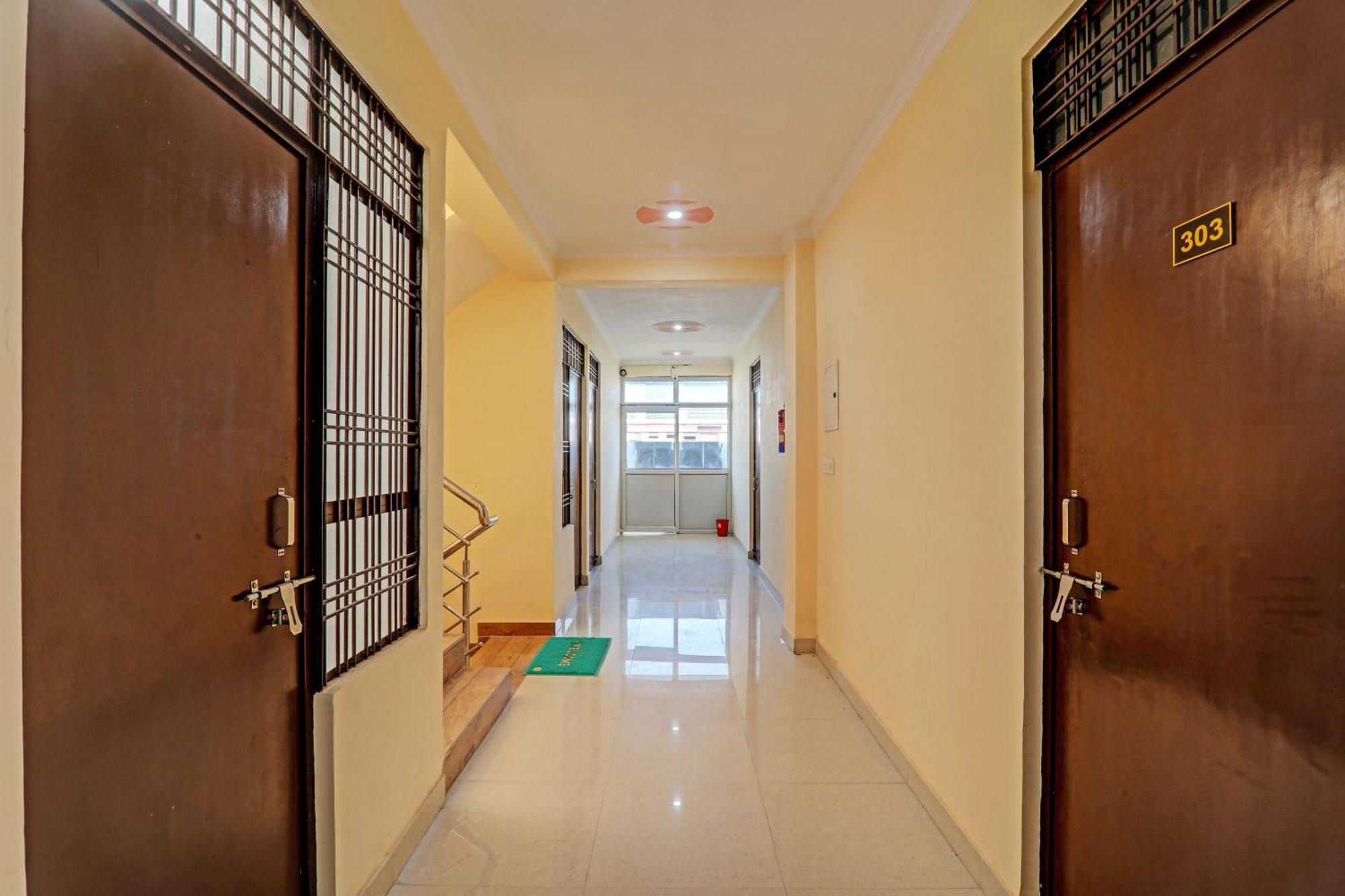 Super Hotel O Fort Inn Lucknow Exterior foto