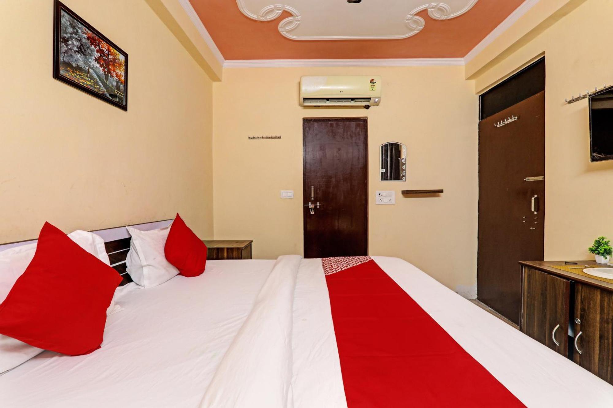 Super Hotel O Fort Inn Lucknow Exterior foto